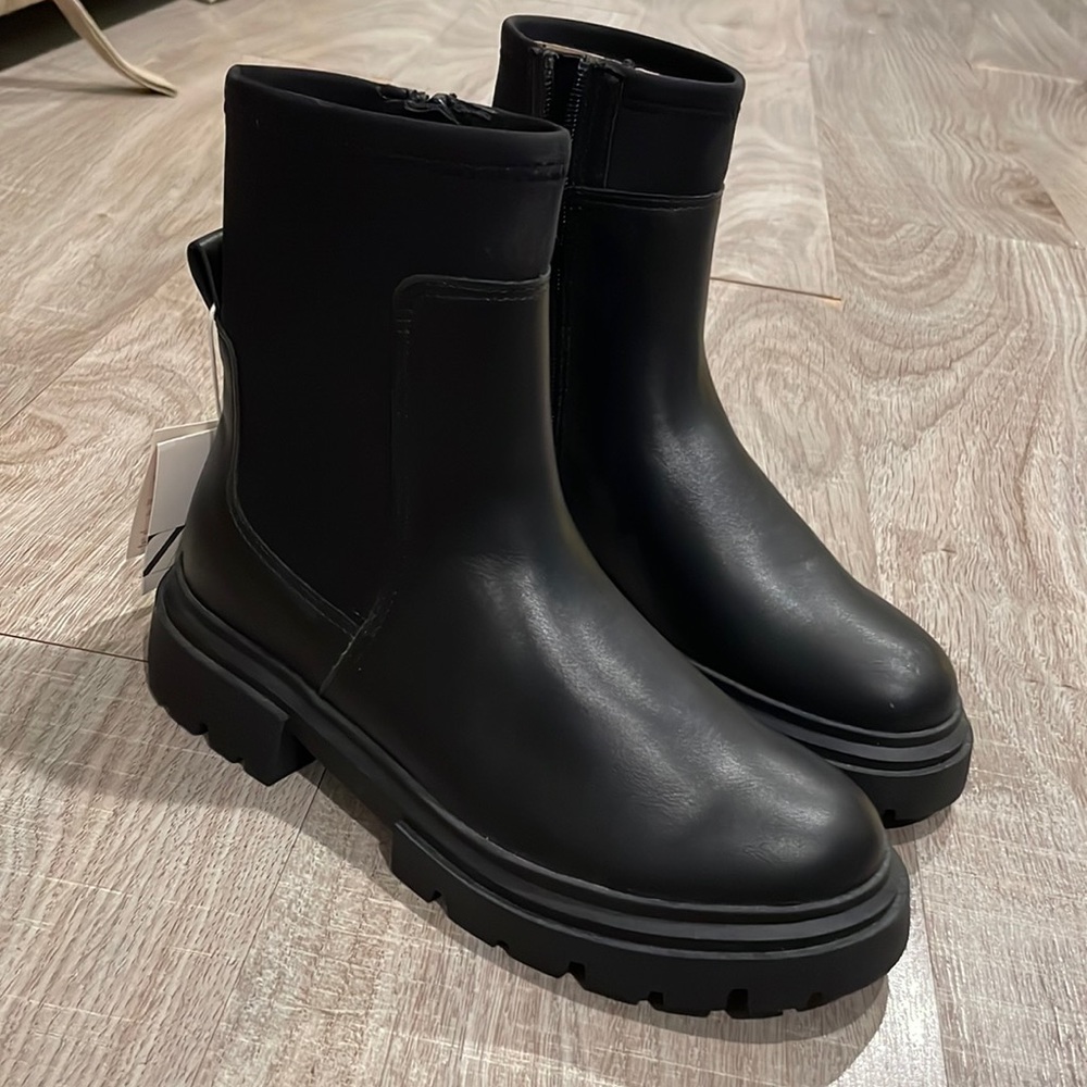 Girl’s Zara Boots